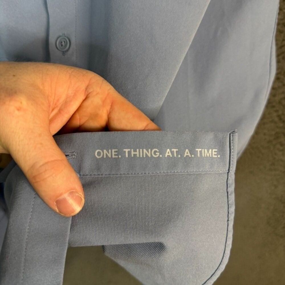 Lululemon Shirt Mens XL Blue Commission Long Sleeve Button Up Stretch Casual - Picture 6 of 12